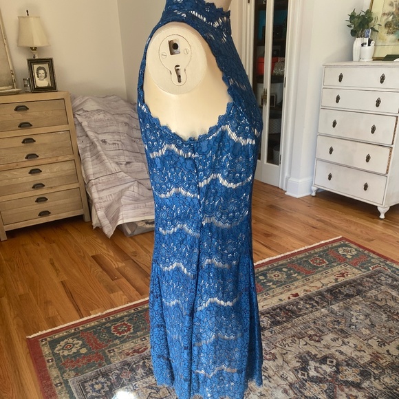 Trixxi Clothing Company Beautiful Teal Lace Cocktail Dress - Size S - Picture 8 of 14